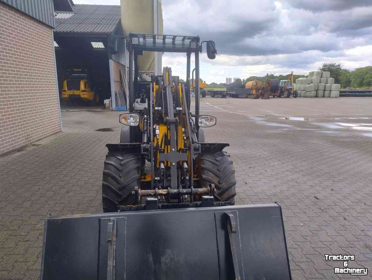 Shovel / Wiellader / Kniklader JCB 403