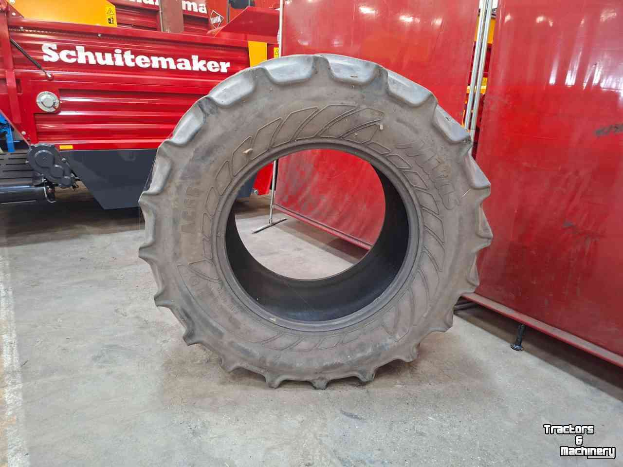 Wielen, Banden, Velgen & Afstandsringen Mitas 540/65R28 AC65