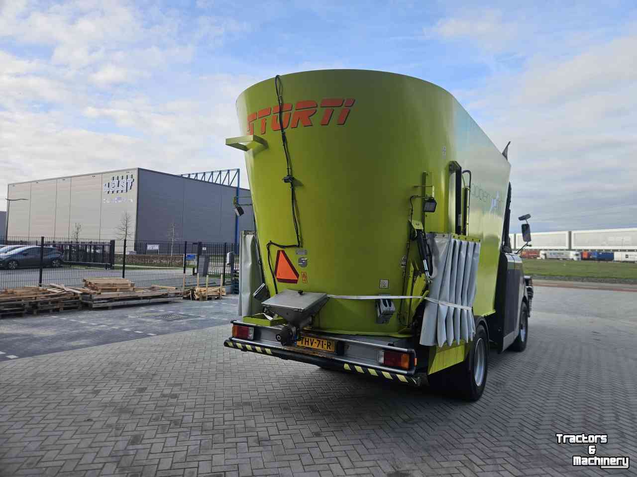 Zelfrijdende Voermengwagen Storti Dobermann SW 250 AS EVO