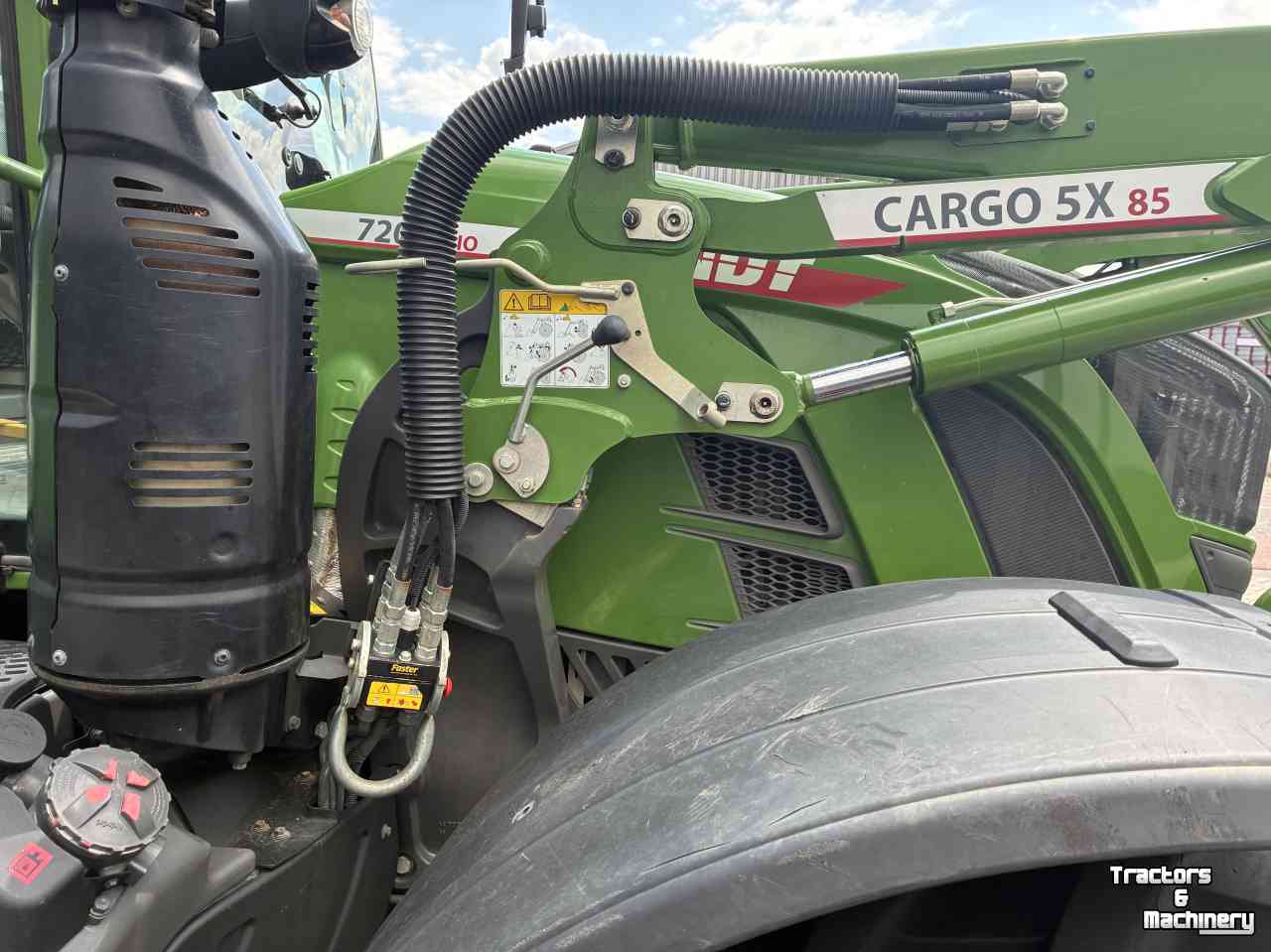 Tractor / Trekker Fendt 720 Gen6 Power met Cargo 5X85