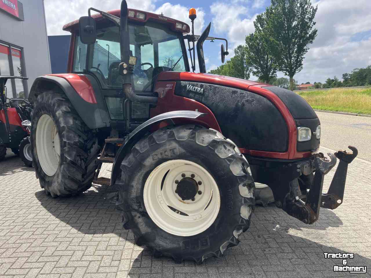 Tractor / Trekker Valtra T130 Hitech