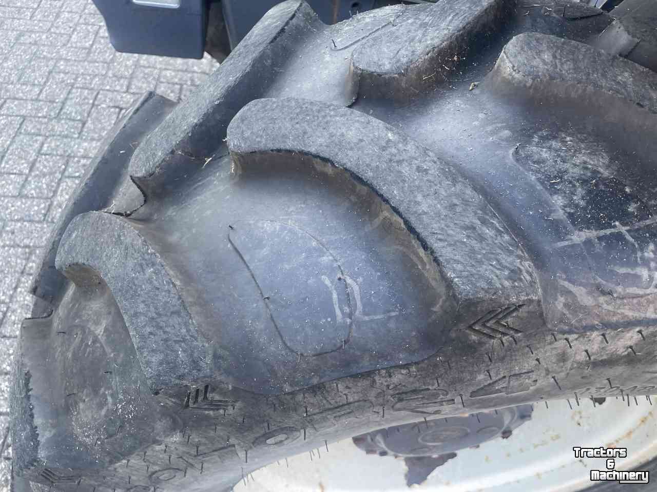 Tractor / Trekker New Holland TS90 SDC 24/24
