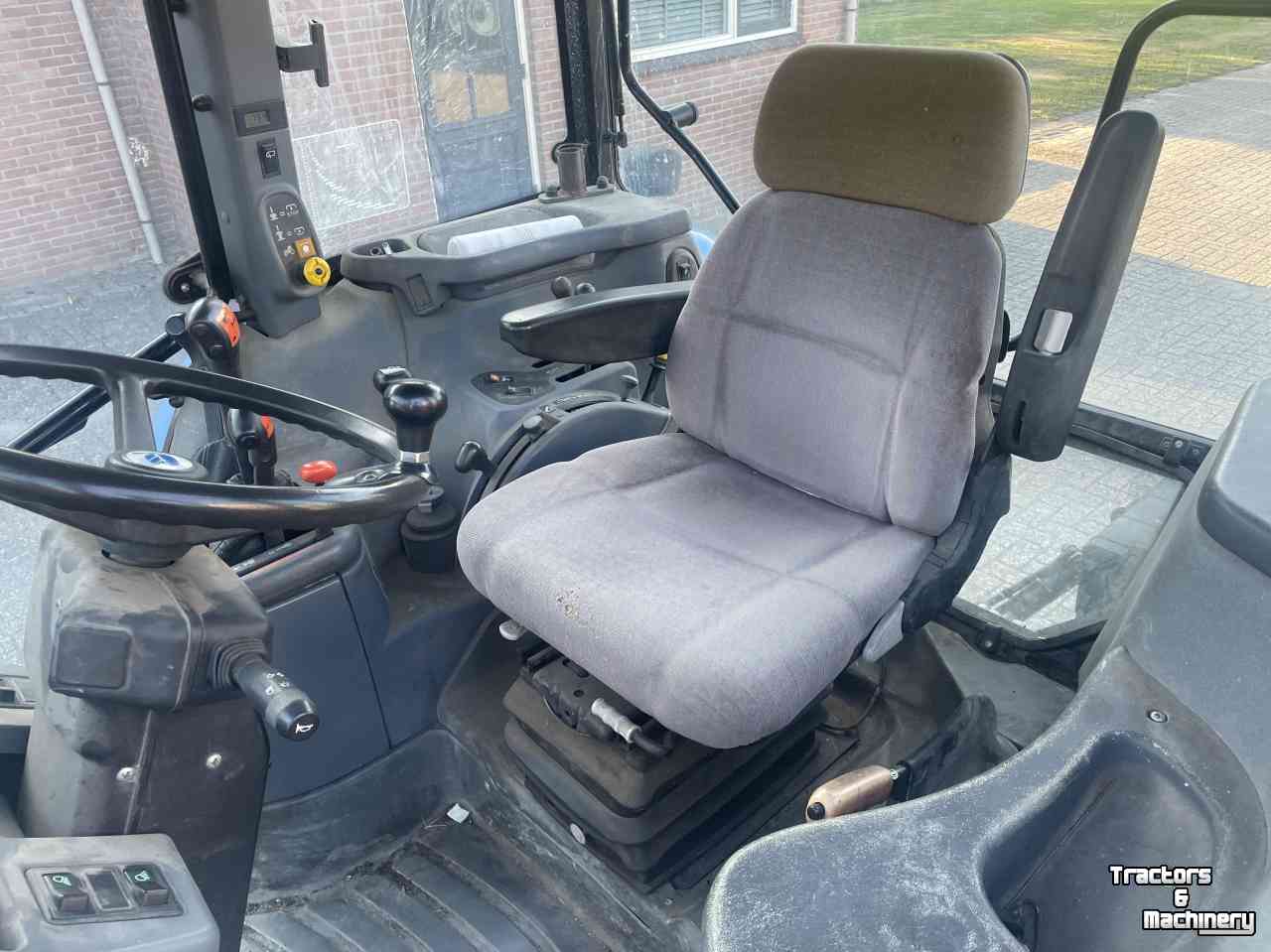 Tractor / Trekker New Holland TS90 Synchro Dual Command 24/24