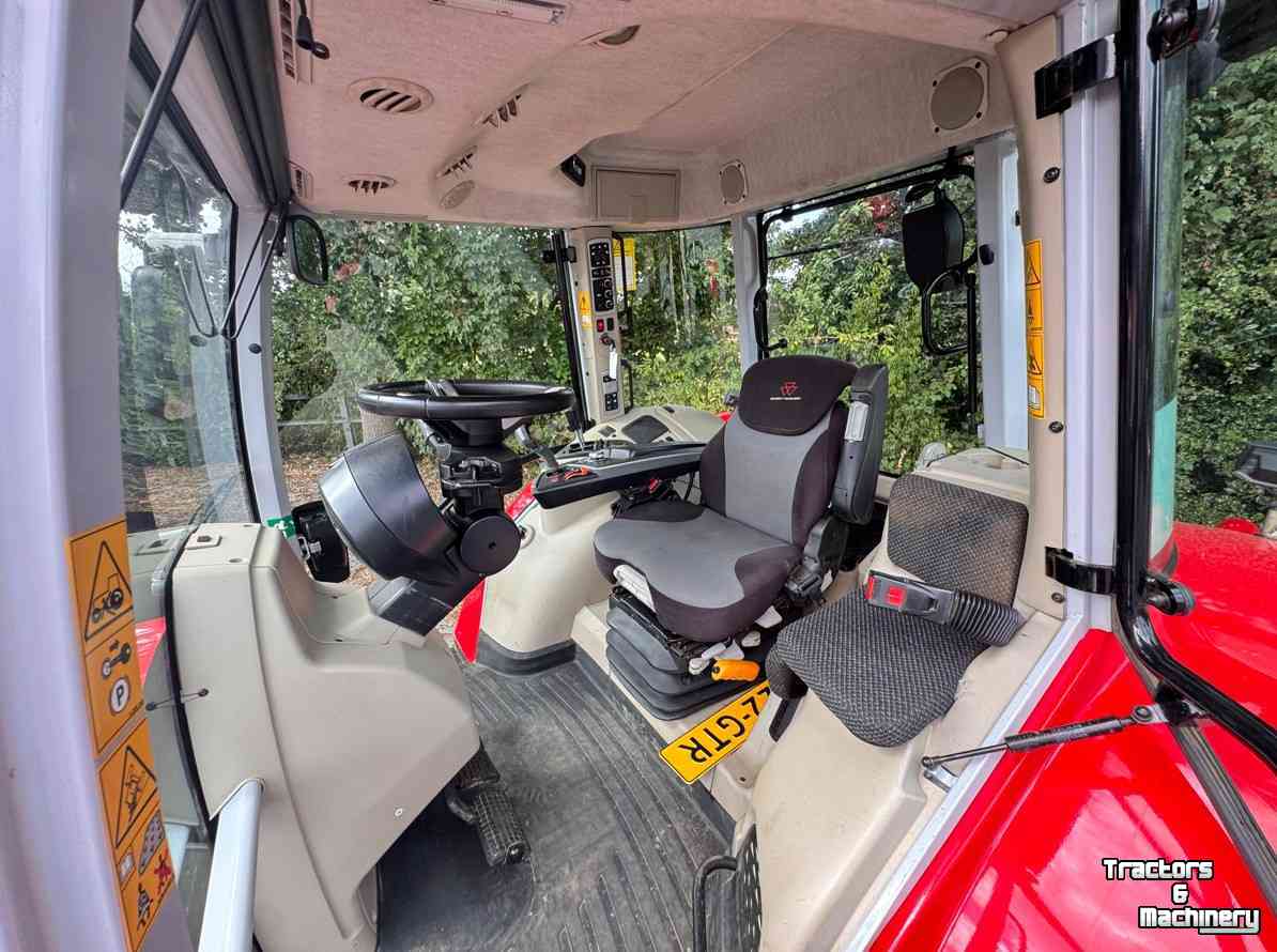 Tractor / Trekker Massey Ferguson 7s.180 Dyna6 Efficient