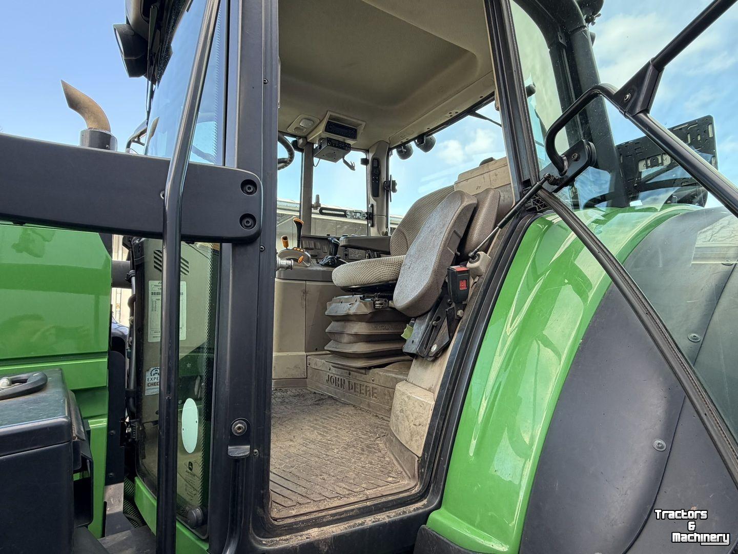 Tractor / Trekker John Deere 6155M