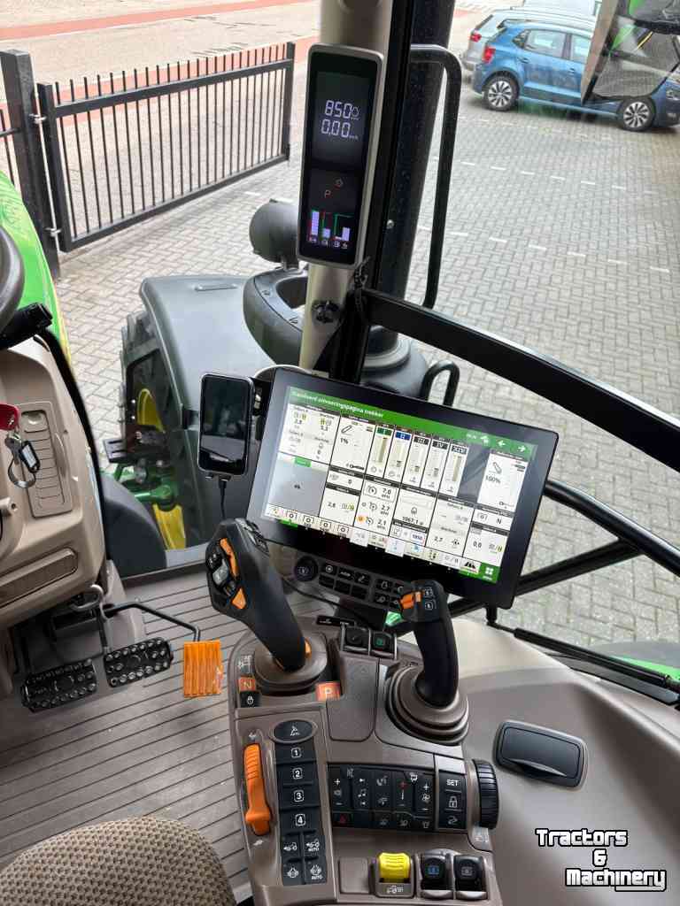 Tractor / Trekker John Deere 6R150