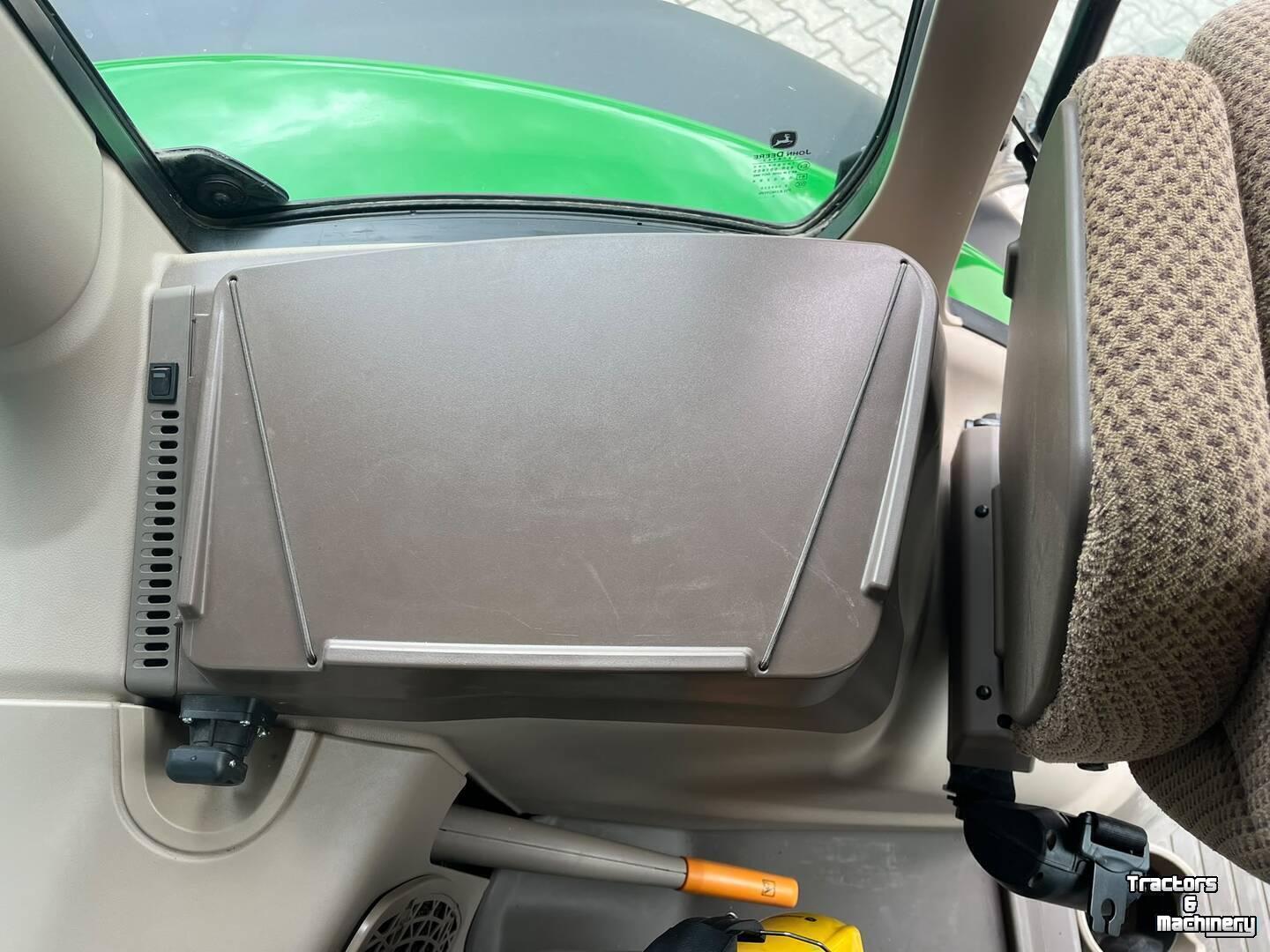 Tractor / Trekker John Deere 6R 150
