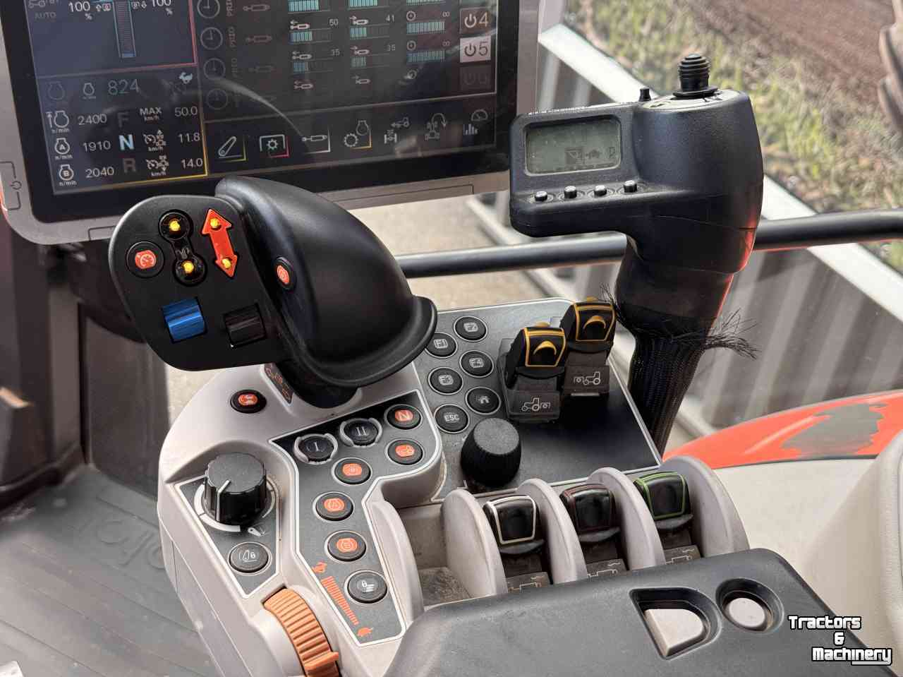 Tractor / Trekker Kubota M7171 Premium KVT