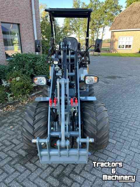 Shovel / Wiellader / Kniklader Giant G2300 HD