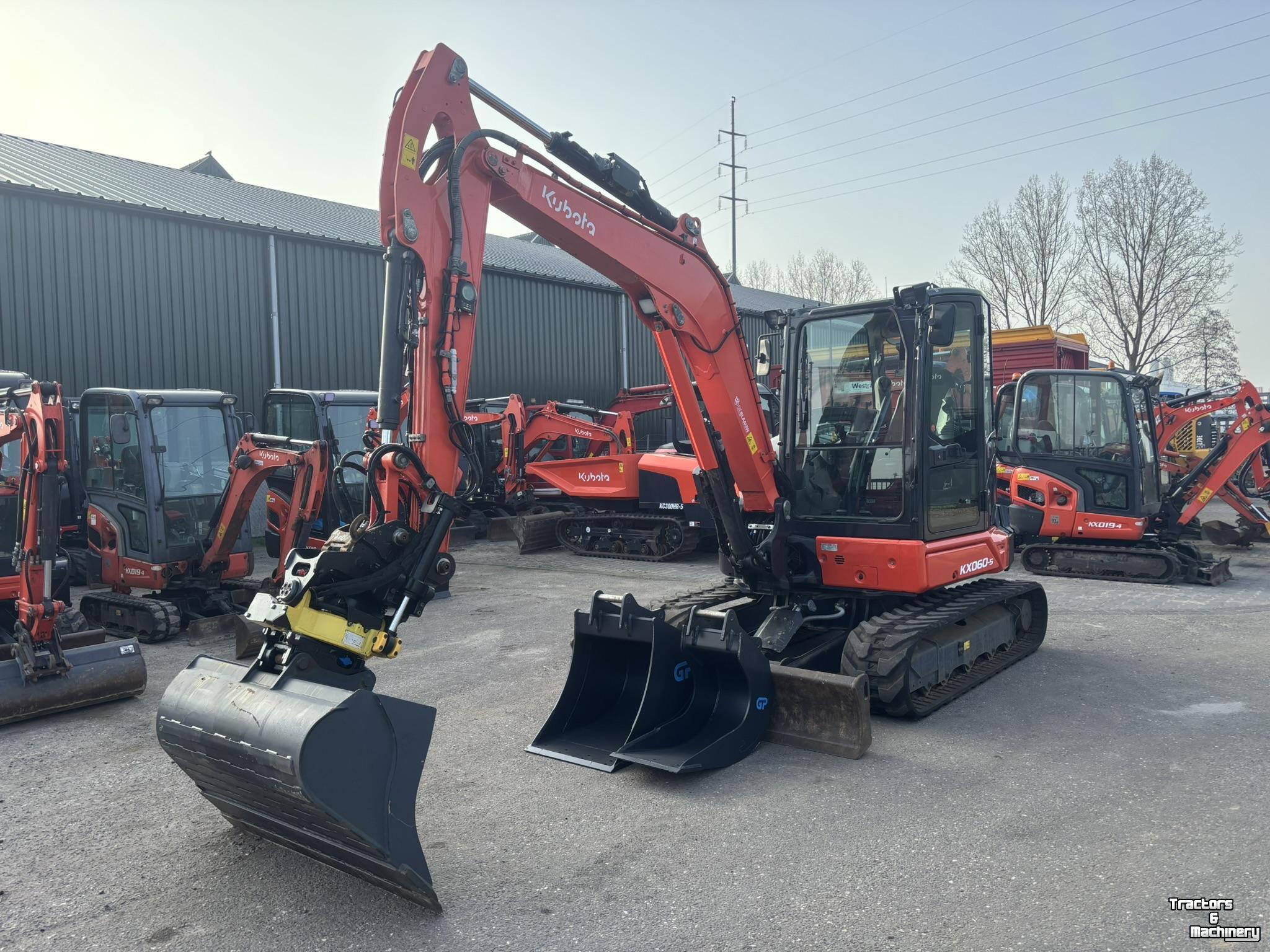 Bandenkraan / Graafmachine op wielen Kubota KX060-5