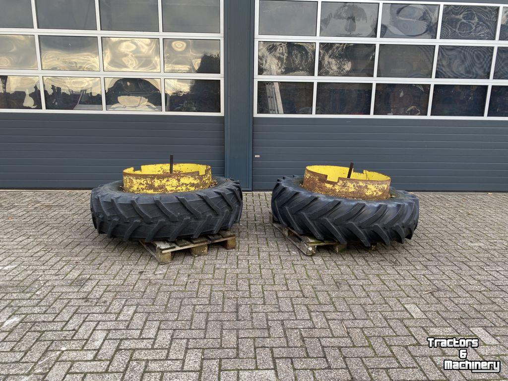 Wielen, Banden, Velgen & Afstandsringen John Deere Set dubbellucht 16,9R38 draaispindel