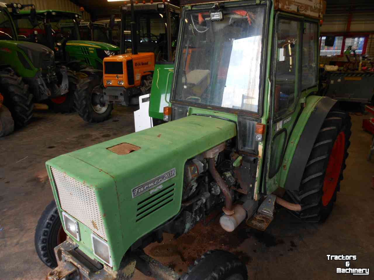 Smalspoor tractor Fendt 203 p