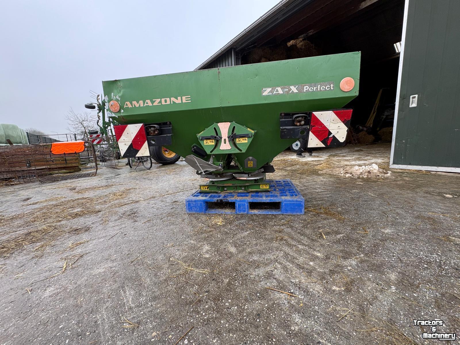 Kunstmeststrooier Amazone ZA-X Perfect 1402