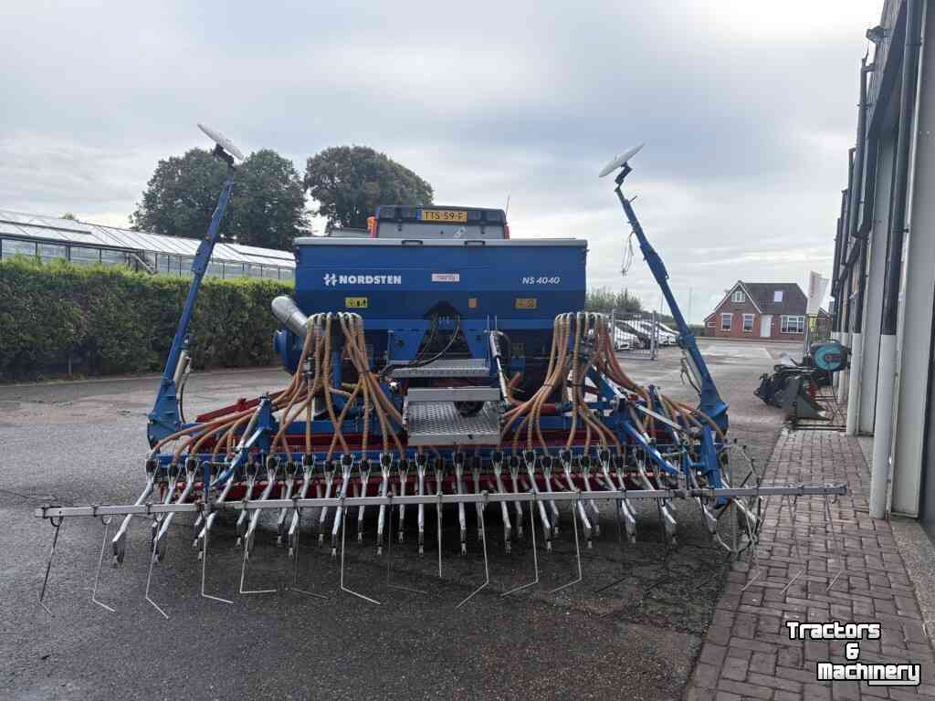 Zaaimachine Howard HK31 Rotorkopeg + Nordsten NS 4040 Zaaimachine