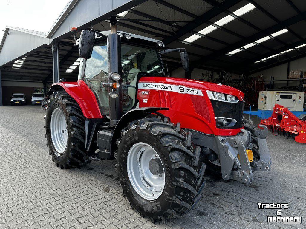 Tractor / Trekker Massey Ferguson 7716-S Dyna-6