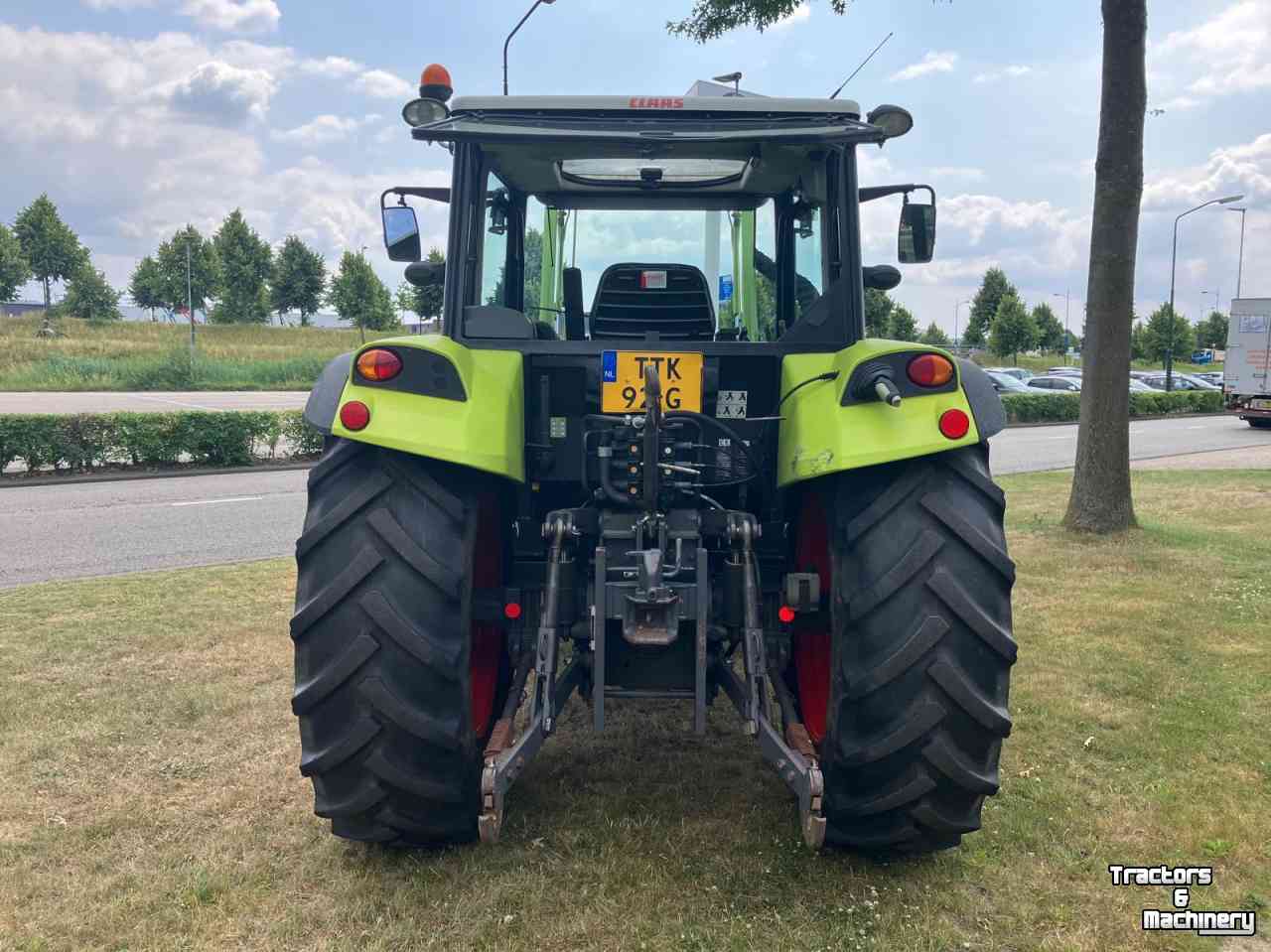 Tractor / Trekker Claas AXOS 320 CX