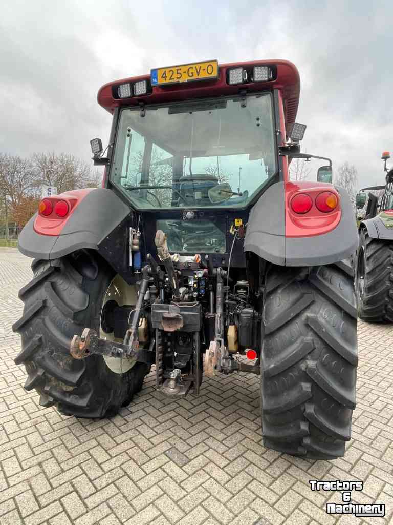 Tractor / Trekker Valtra T120 tractor
