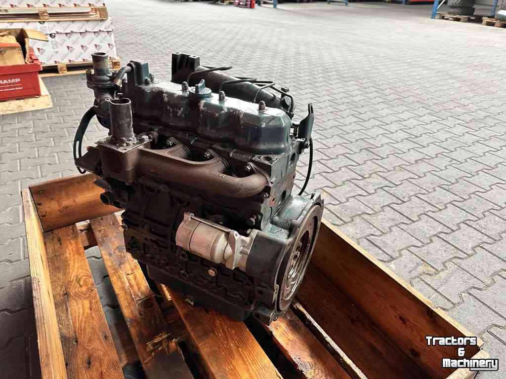Motor Kubota V2203-E MOTORBLOK