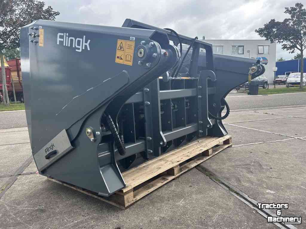 Kuilhapper Flingk KHXL 1724 met JCB Q-Fit