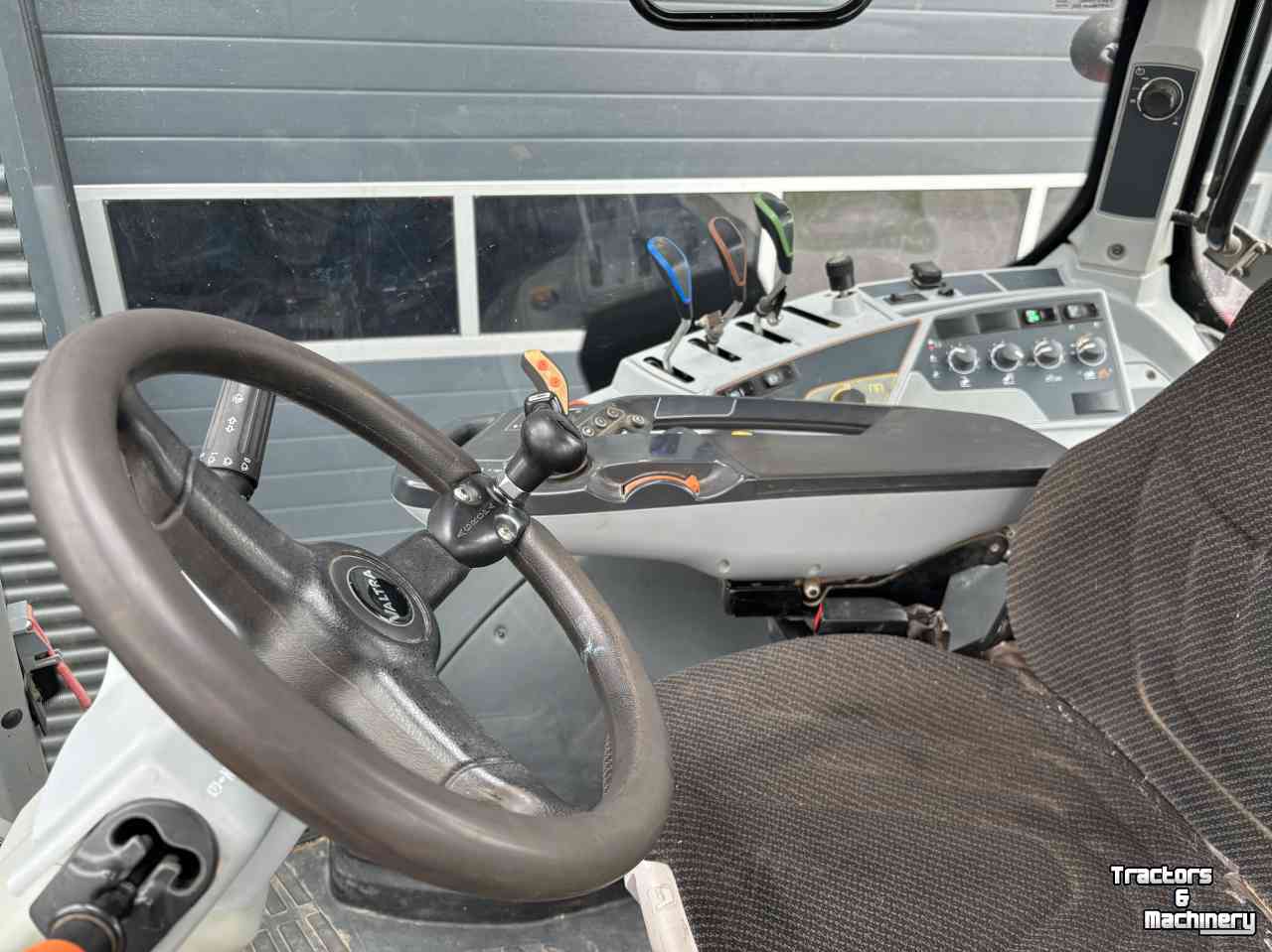 Tractor / Trekker Valtra N104 Active