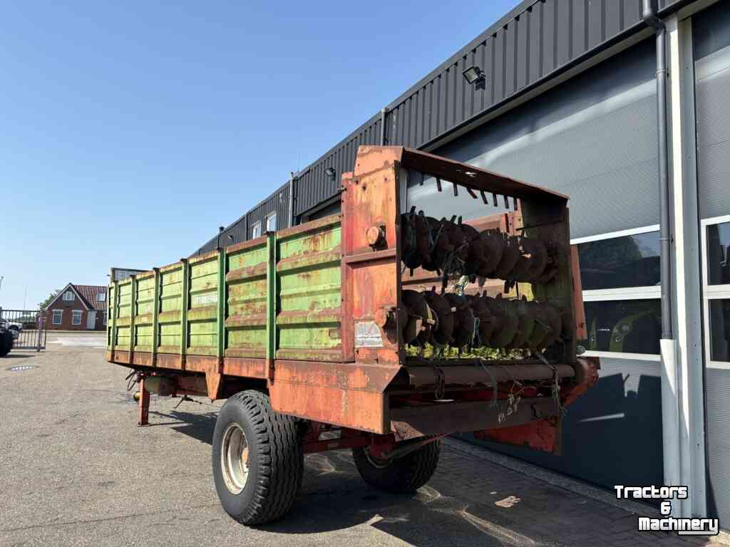Voerverdeelwagen  / Voerdoseerwagen Hawe Voerdoseerwagen