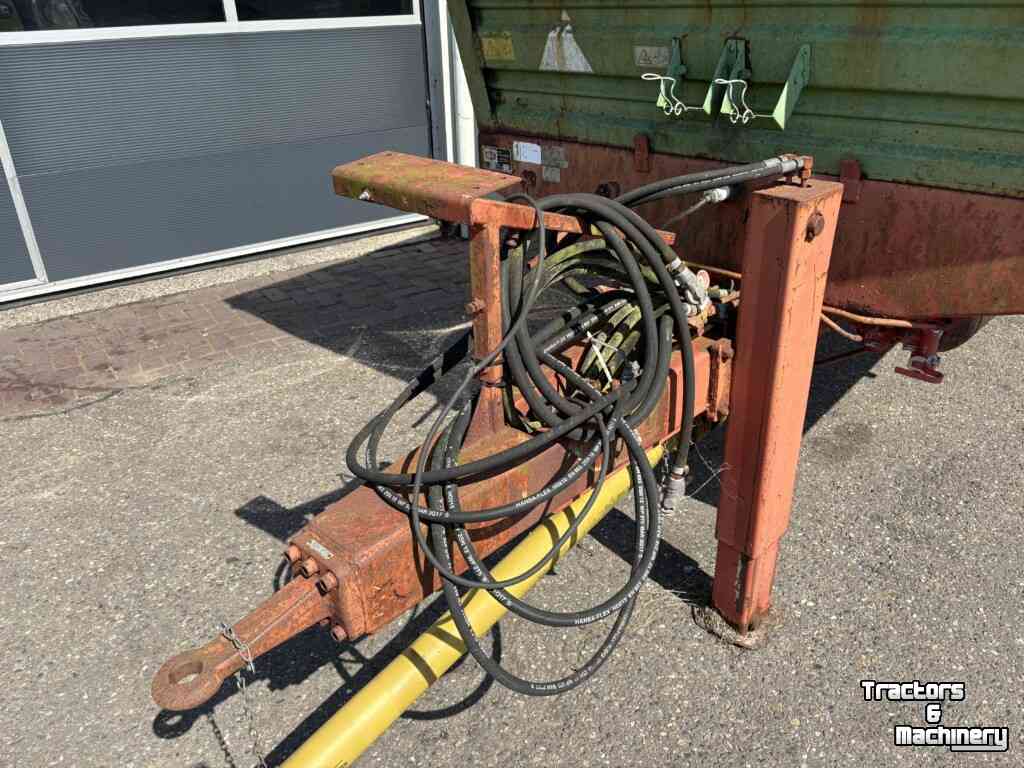 Voerverdeelwagen  / Voerdoseerwagen Hawe Voerdoseerwagen