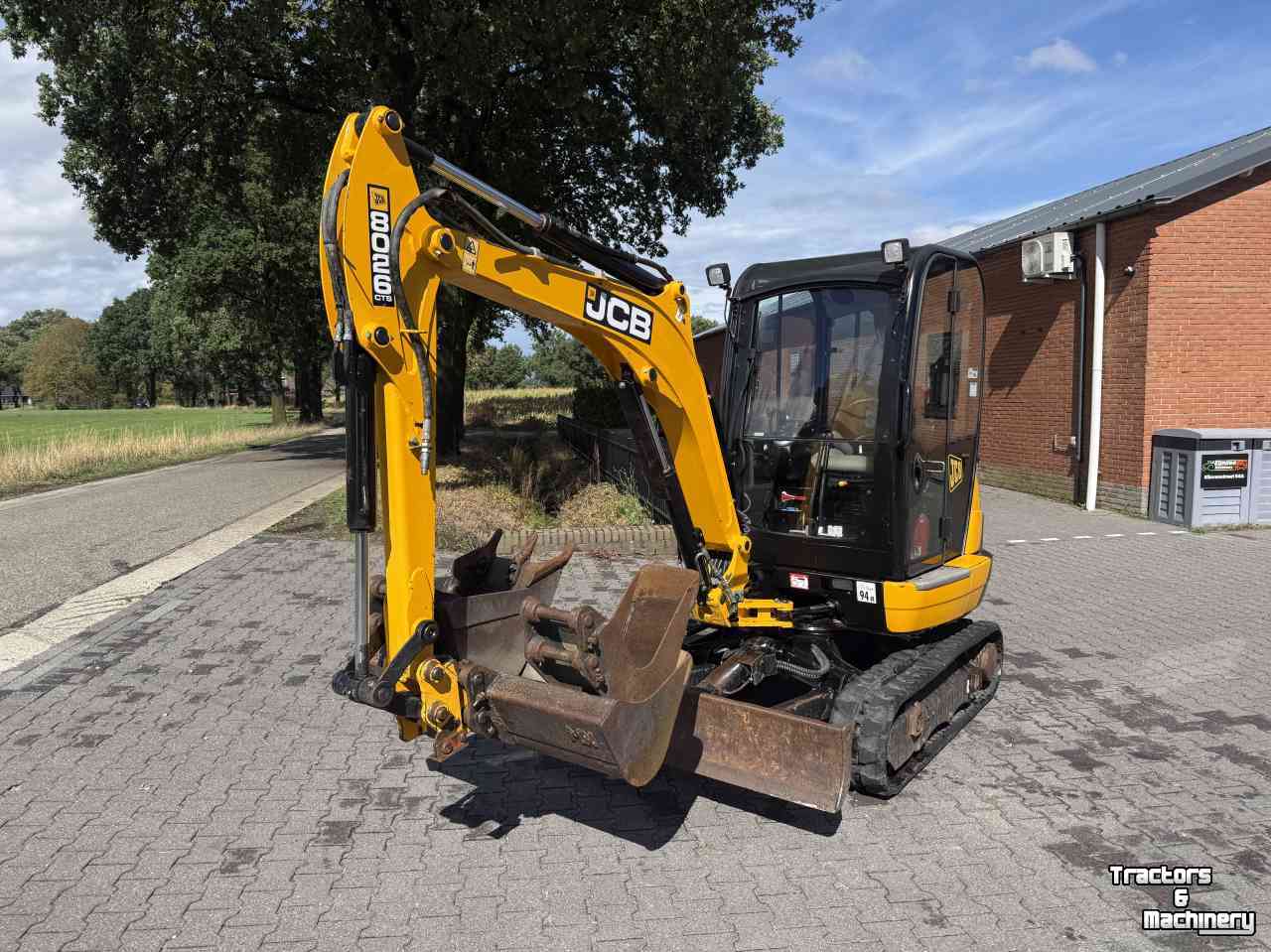 Mini-graver / Mini-graafmachine JCB 8026 minigraver