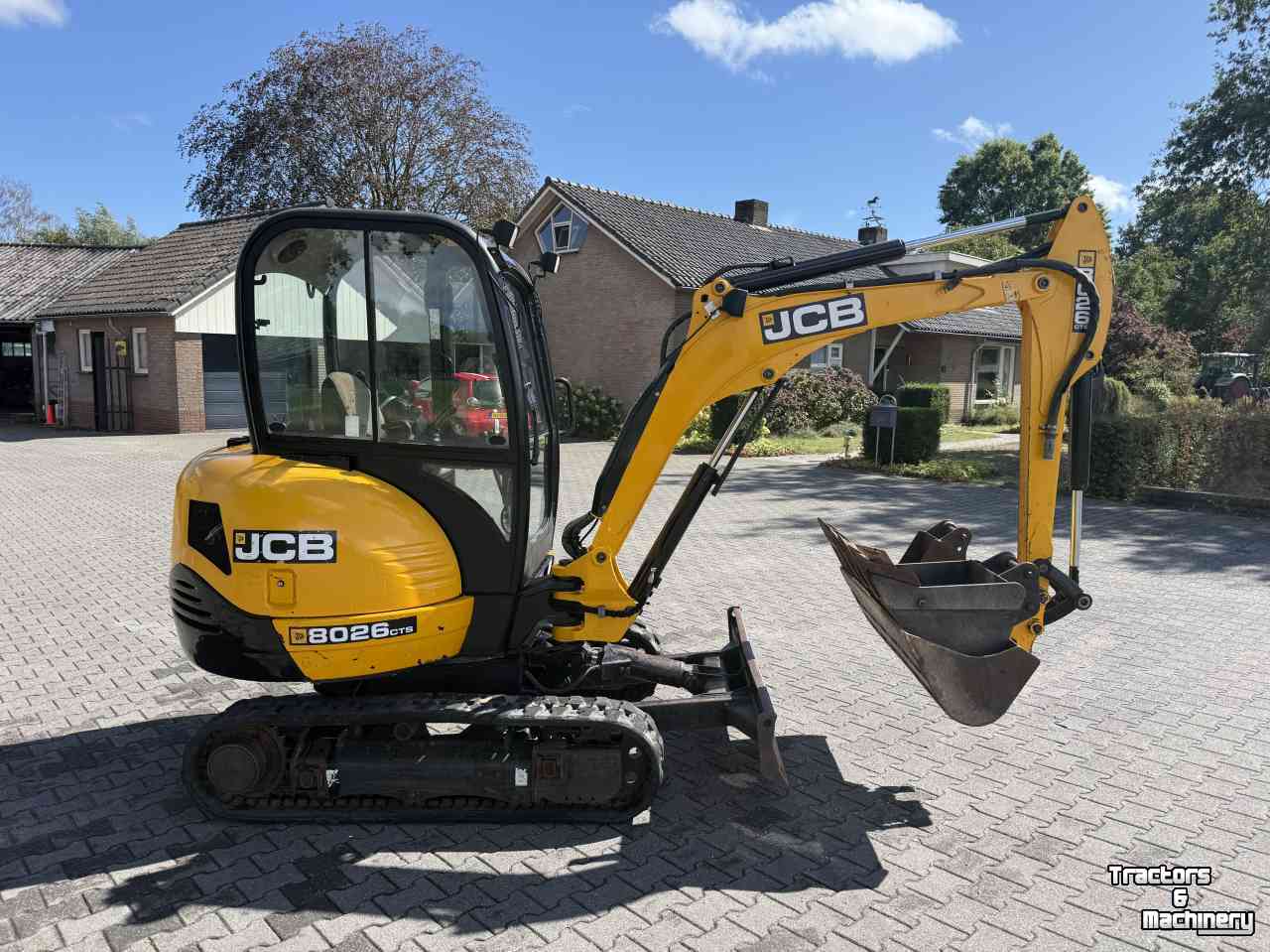 Mini-graver / Mini-graafmachine JCB 8026 minigraver
