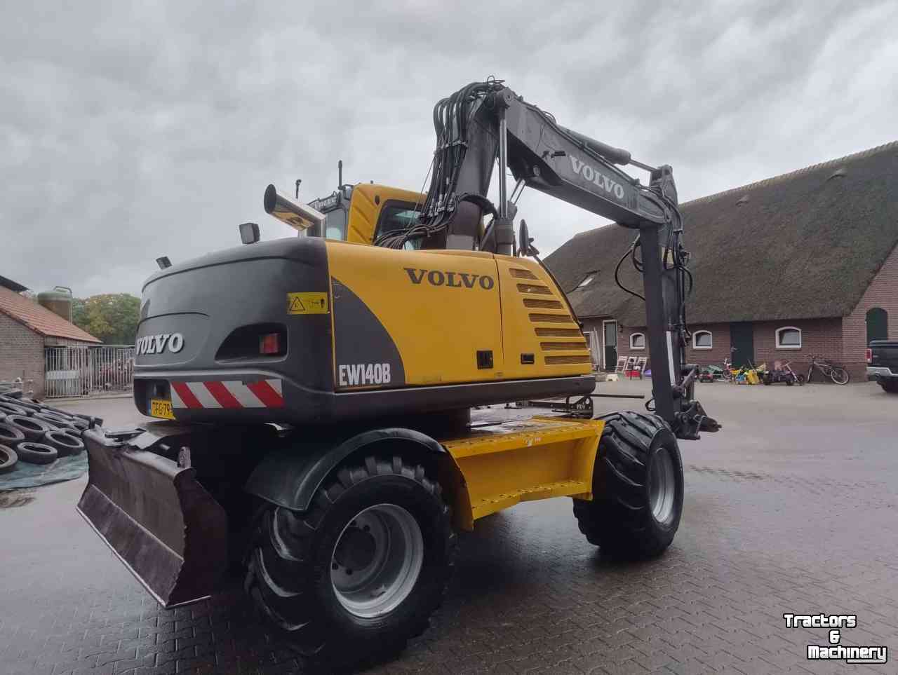 Graafmachine Volvo ew140B