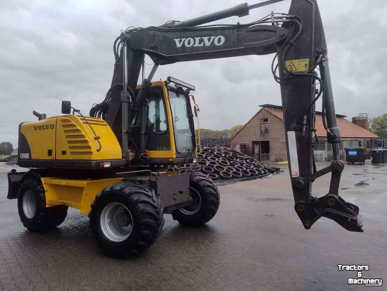 Graafmachine Volvo ew140B