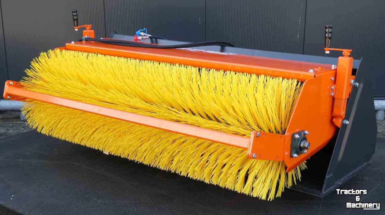 Veegmachine Hofstede Bakveegmachine frontlader shovel bak veegmachine compact