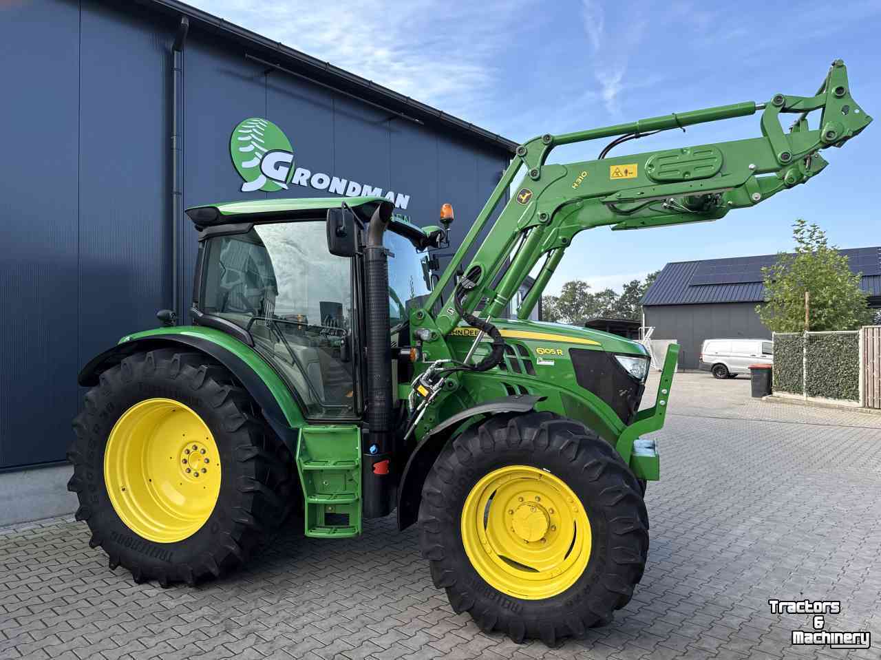 Tractor / Trekker John Deere 6105R