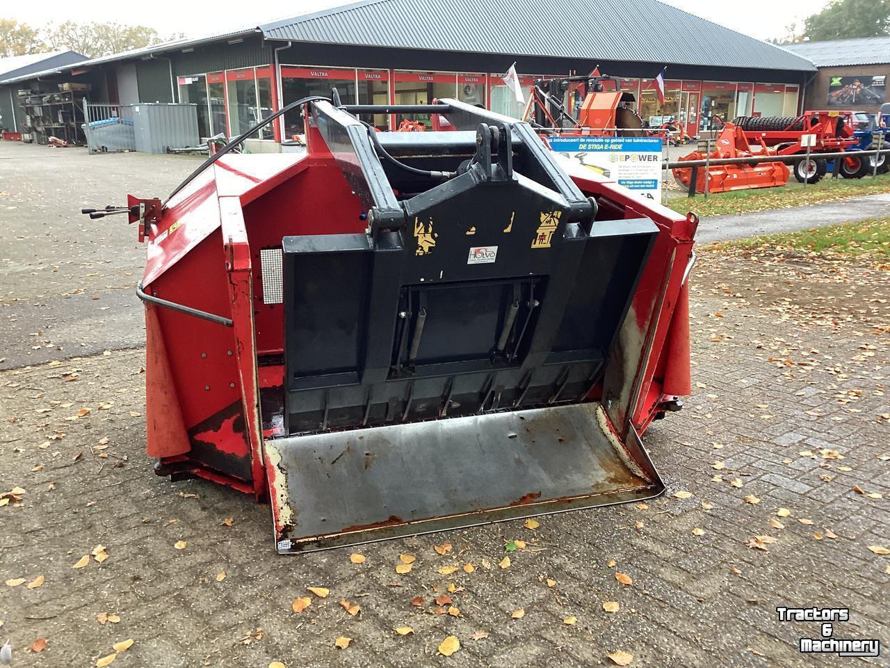 Voerdoseercontainer Trioliet Voerdoseerbak met kam