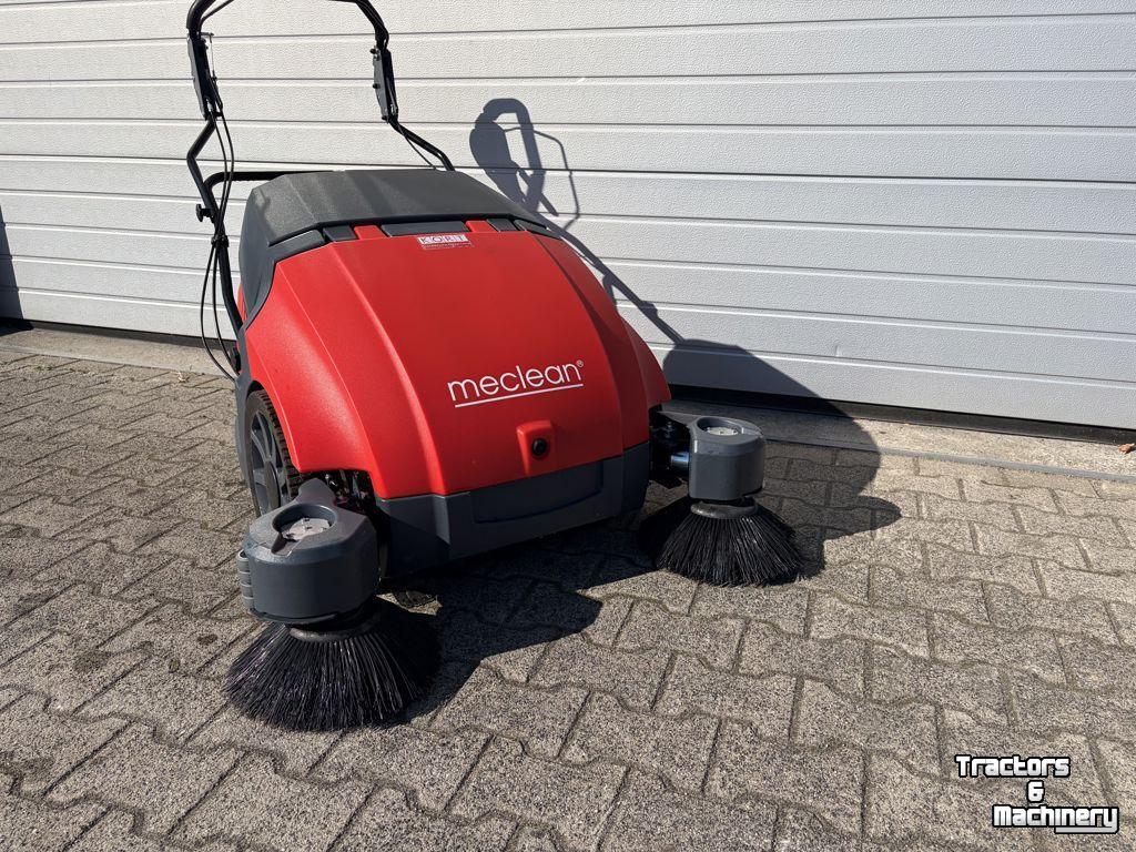 Zitveegmachine / Veeg-zuigmachine Meclean Meclean buster 950E PRO  (DEMO) 2024