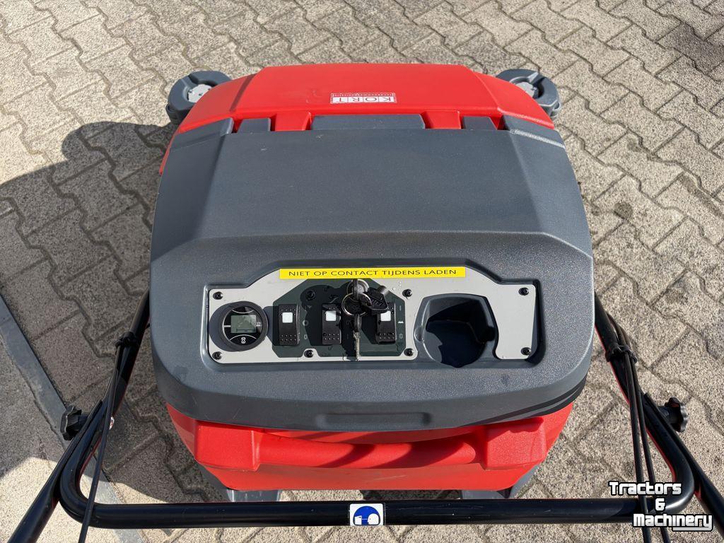 Zitveegmachine / Veeg-zuigmachine Meclean Meclean buster 950E PRO  (DEMO) 2024