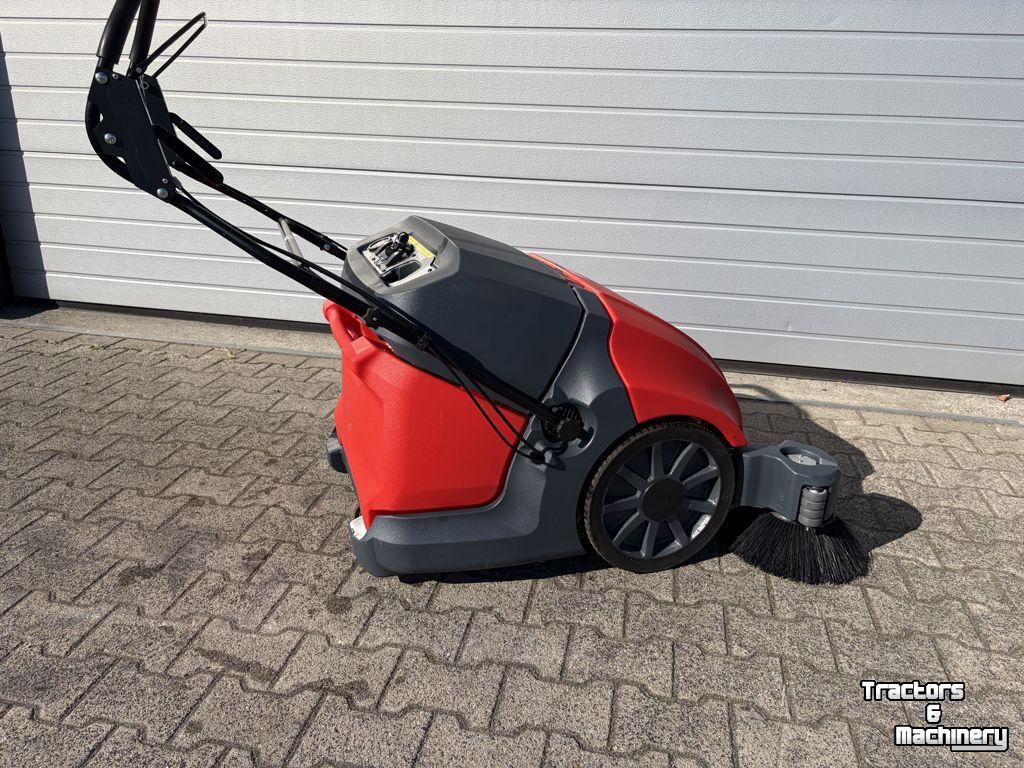 Zitveegmachine / Veeg-zuigmachine Meclean Meclean buster 950E PRO  (DEMO) 2024