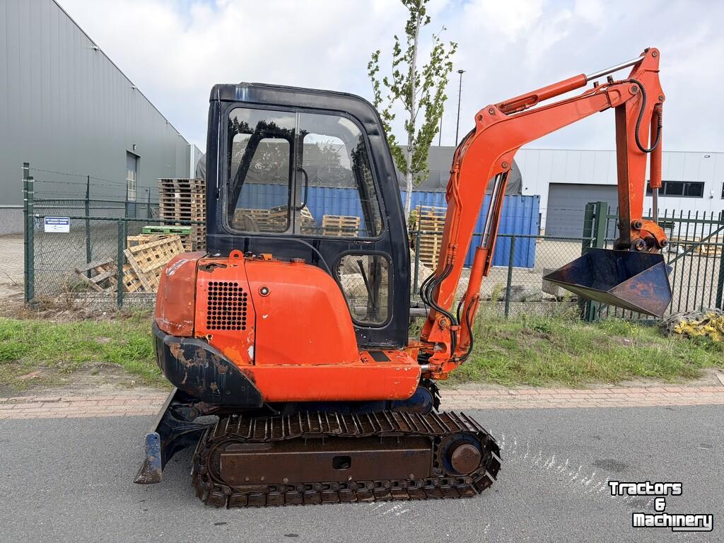 Mini-graver / Mini-graafmachine Hitachi ex 22