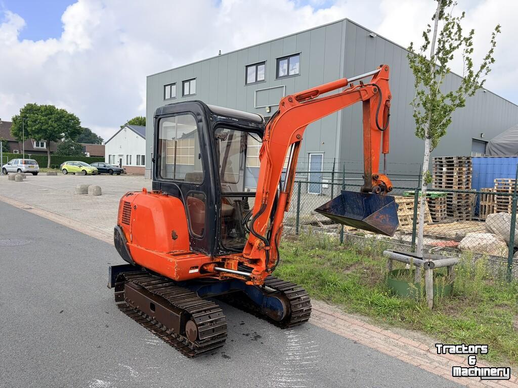 Mini-graver / Mini-graafmachine Hitachi ex 22