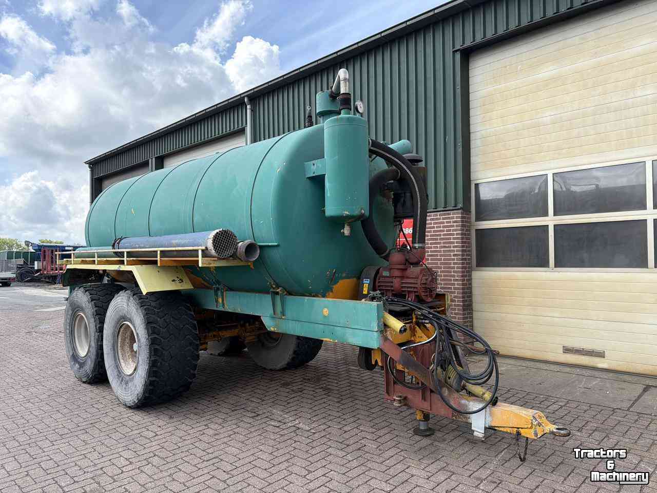 Mesttank Veenhuis Waterwagen