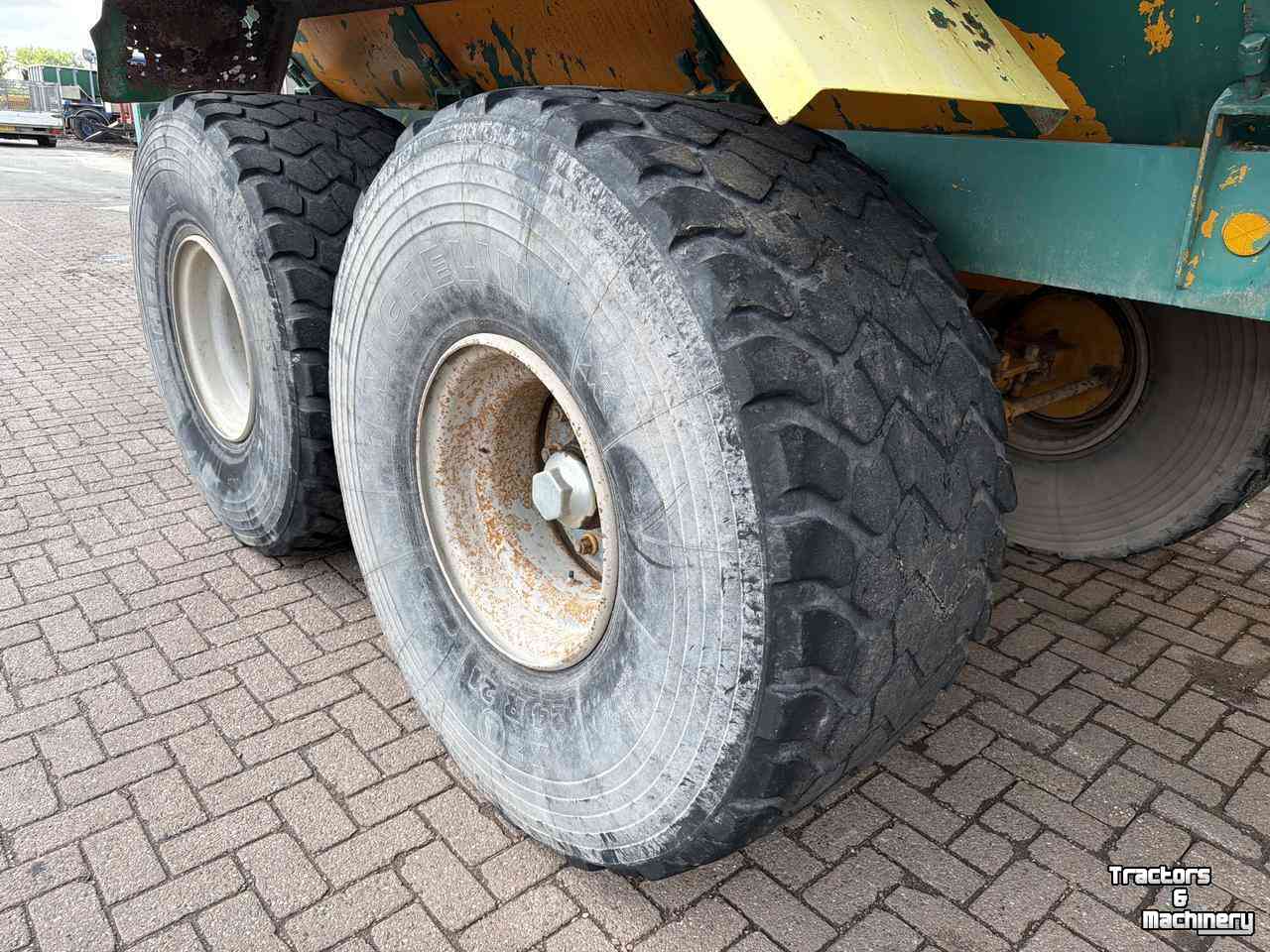 Mesttank Veenhuis Waterwagen