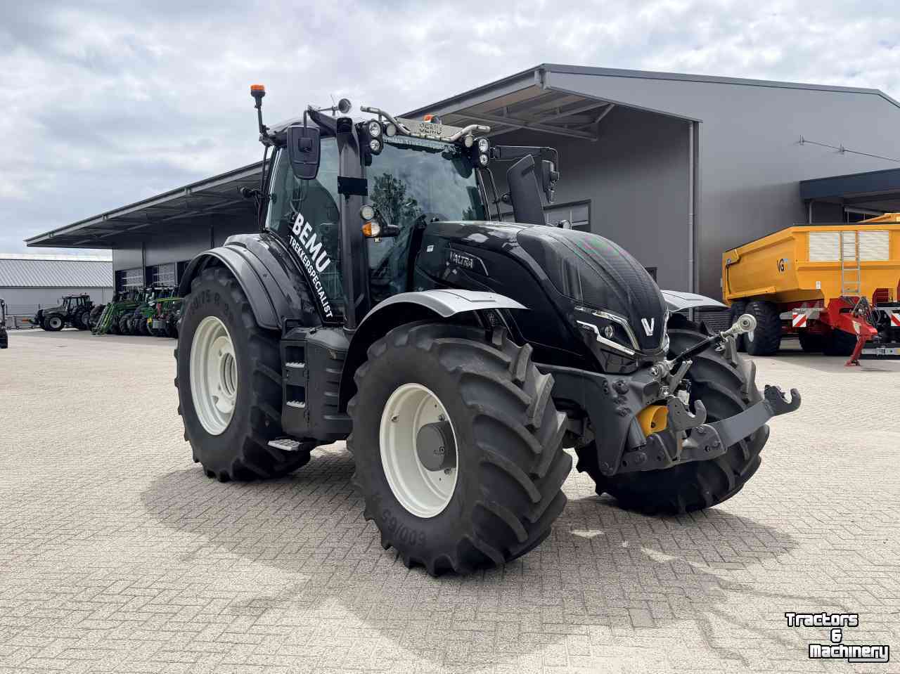Tractor / Trekker Valtra T235 Direct Smart Touch
