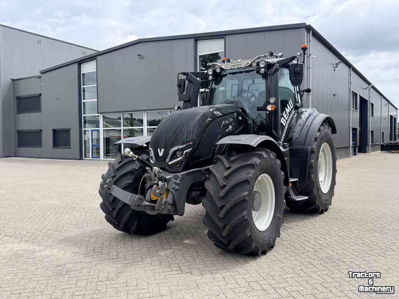 Tractor / Trekker Valtra T235 Direct Smart Touch