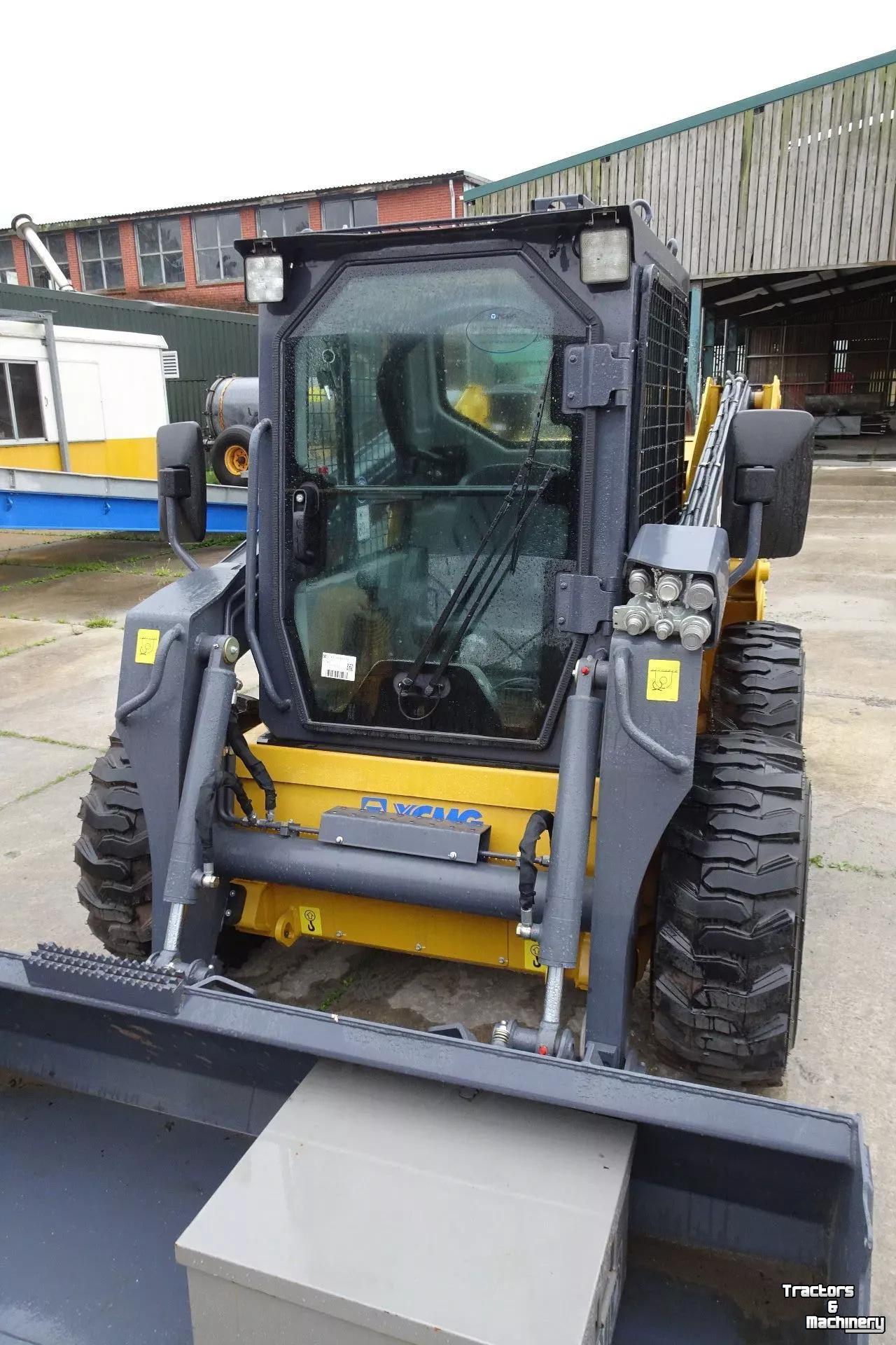 Shovel / Wiellader / Kniklader XCMG Schranklader XC760K