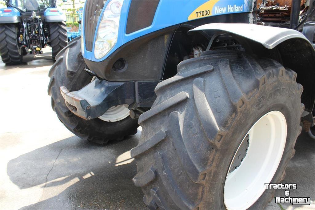 Tractor / Trekker New Holland T7000 Series