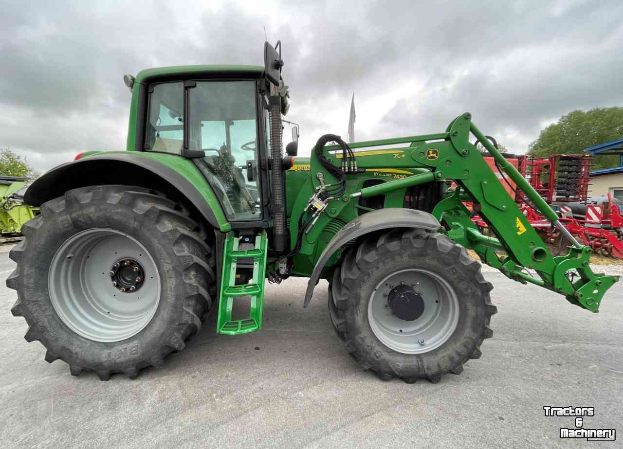 Traktoren Fendt 7430 Premium + Frontlader JD 753