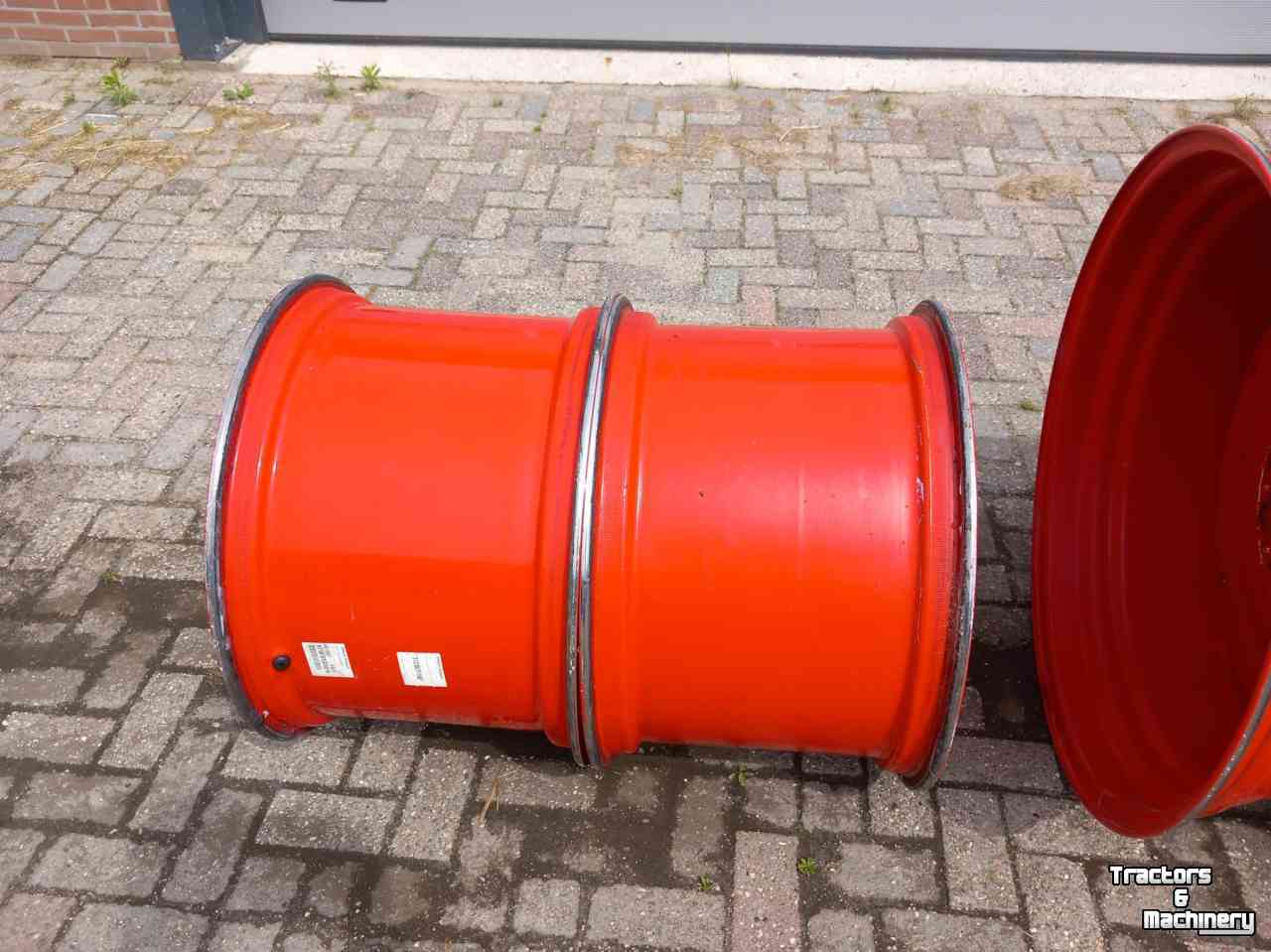 Wielen, Banden, Velgen & Afstandsringen Fendt velgen set 18x28 en 23x38