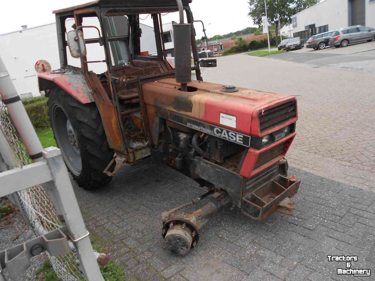 Tractor / Trekker Case-IH 685