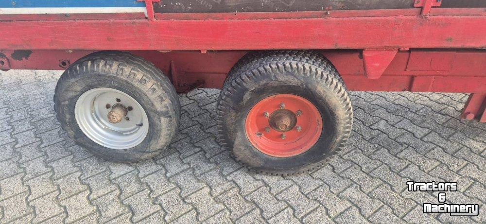 Overige fruitteeltmachines en toebehoren  COMPOSTSTROOIER FRUITTEELT