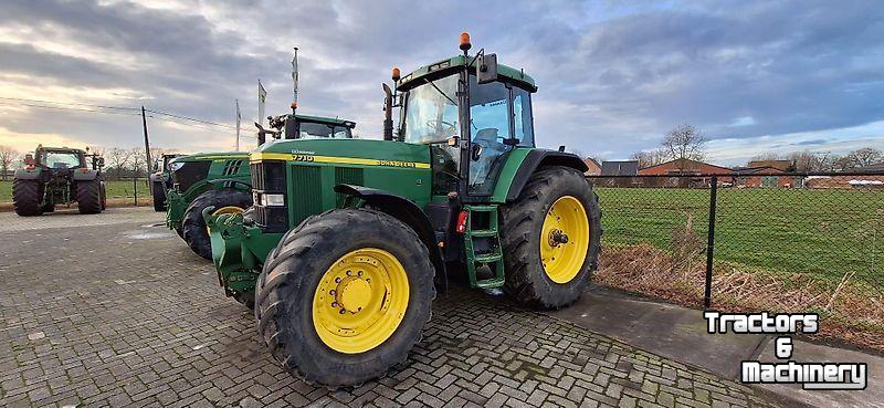 Tractor / Trekker John Deere 7710