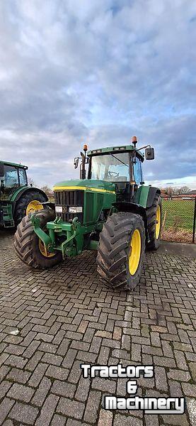Tractor / Trekker John Deere 7710